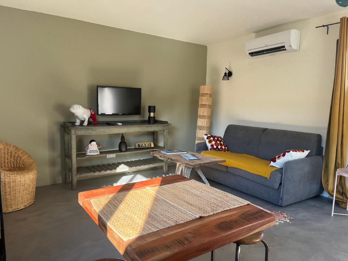 Studio Dans Les Alpilles Apartamento Fontvieille Exterior foto